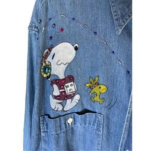 Nara camice vintage, women’s snoopy peanuts, hand painted denim shirt/L